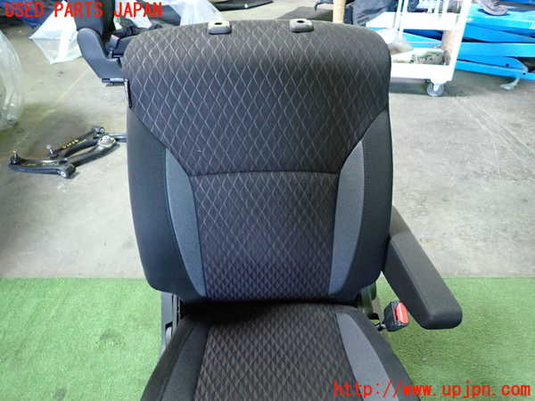 1UPJ-9237427035]ソリオ バンディット(MA37S)運転席シート 中古_3