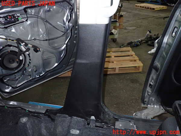 1UPJ-9237427665]ソリオ バンディット(MA37S)右センターピラートリム 中古_3