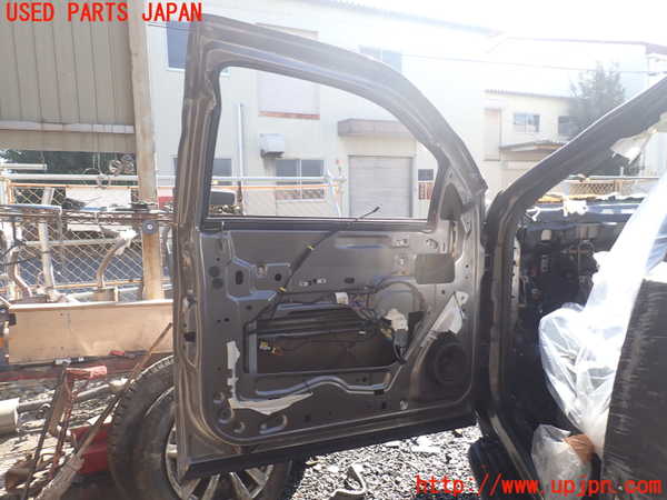 1UPJ-9237431260]シボレー・サバ―バン(型式不明)左前ドア ジャンク_5