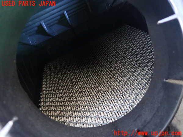 1UPJ-9237432560]シボレー・サバ―バン(型式不明)エアクリーナーボックス 中古_3