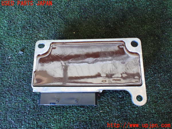 1UPJ-9237436145]シボレー・サバ―バン(型式不明)エアバッグコンピューター ジャンク 展開済_3