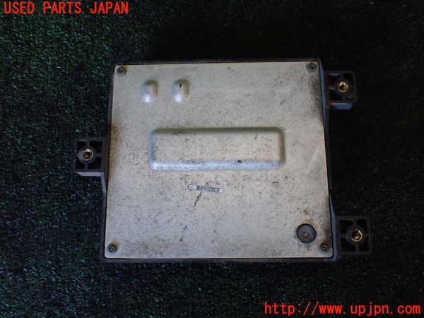 1UPJ-9237436146]シボレー・サバ―バン(型式不明)コンピューター1 中古 13501024_3