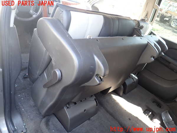 1UPJ-9237437175]シボレー・サバ―バン(型式不明)左2列目シート 中古_5