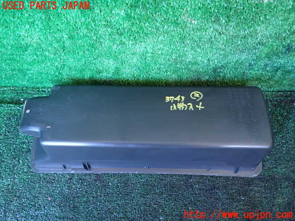 1UPJ-9237437842]シボレー・サバ―バン(型式不明)小物入れ2 中古_2