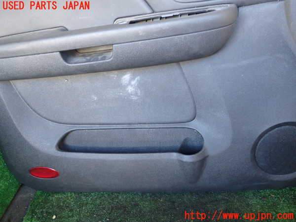 1UPJ-9237431264]シボレー・サバ―バン(型式不明)左前ドア内張り 中古_3