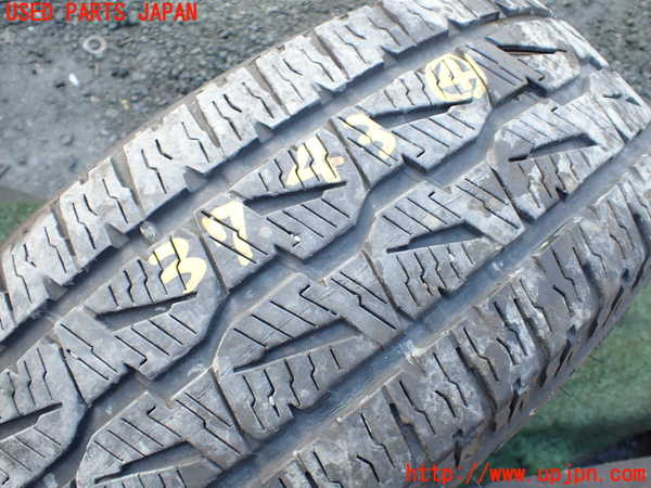 1UPJ-9237439039]シボレー・サバ―バン(型式不明)タイヤ　ホイール　1本④ 265/70R17 中古_5