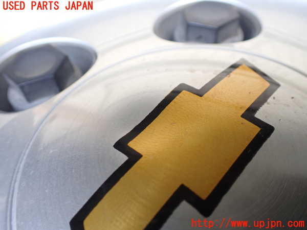 1UPJ-9237439427]シボレー・サバ―バン(型式不明)17インチホイールキャップ1枚② 中古_2
