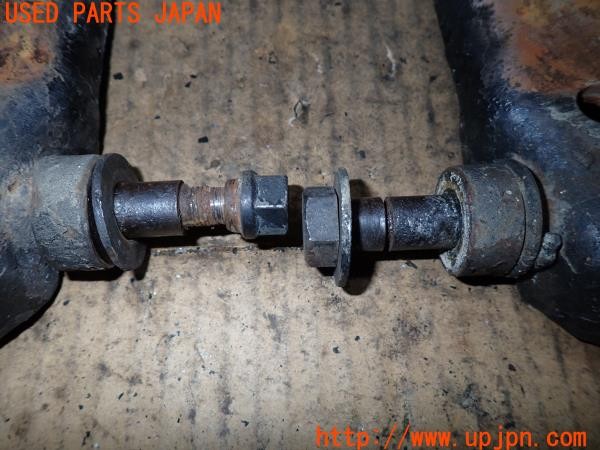 3UPJ=9237440401]三菱 ジープ キャンバストップ(J53(改))純正 スプリングプレート ロアブラケット 中古_2