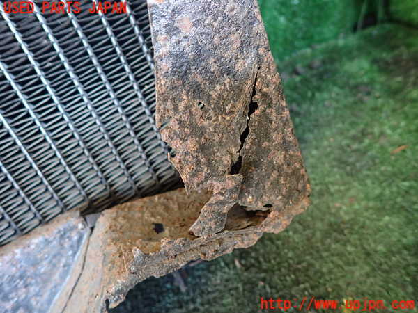 1UPJ-9237452321]三菱ジープ(J54)ラジエーター1 中古_3