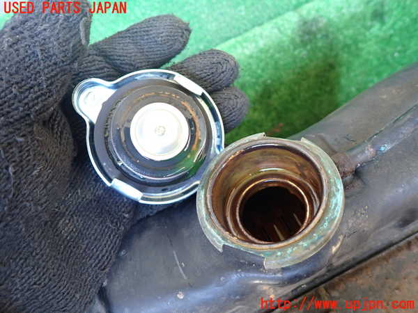 1UPJ-9237452321]三菱ジープ(J54)ラジエーター1 中古_4