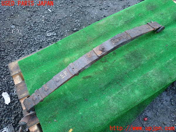 1UPJ-9237455105]三菱ジープ(J54)左リアスプリング 【ジャンク】_4