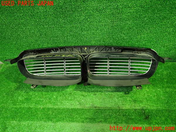 1UPJ-9237461050]ジャガー・XJ(J72RA)ラジエターグリル 中古_2