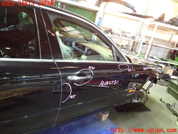 1UPJ-9237461230]ジャガー・XJ(J72RA)右前ドア SEKURIT M35 中古_2