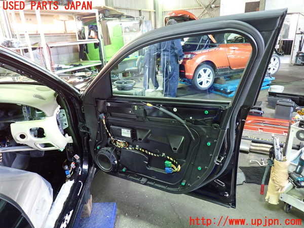 1UPJ-9237461230]ジャガー・XJ(J72RA)右前ドア SEKURIT M35 中古_5