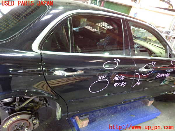 1UPJ-9237461290]ジャガー・XJ(J72RA)右後ドア SEKURIT M25100 中古_2