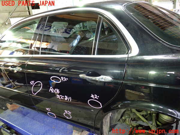 1UPJ-9237461320]ジャガー・XJ(J72RA)左後ドア SEKURIT M25100 中古_2