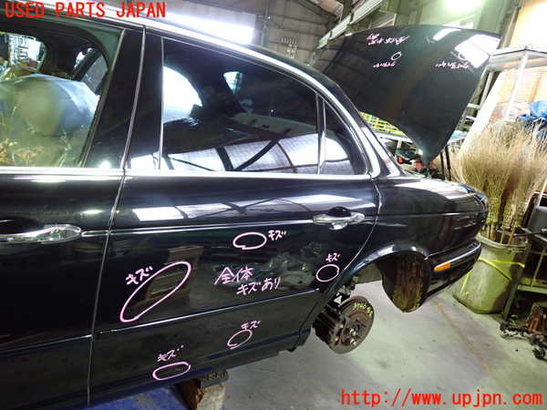 1UPJ-9237461320]ジャガー・XJ(J72RA)左後ドア SEKURIT M25100 中古_3