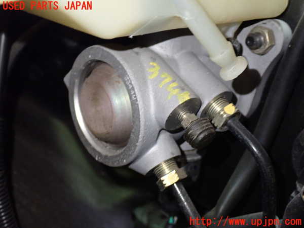 1UPJ-9237464050]ジャガー・XJ(J72RA)ブレーキマスターシリンダー 中古_3