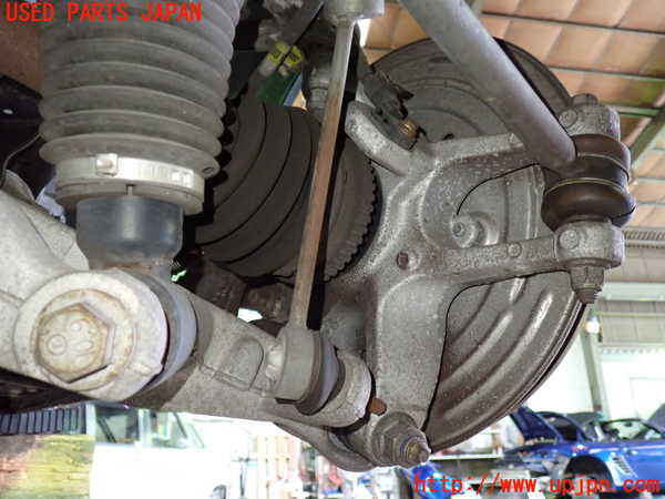 1UPJ-9237464300]ジャガー・XJ(J72RA)右リアナックルハブ 中古_2