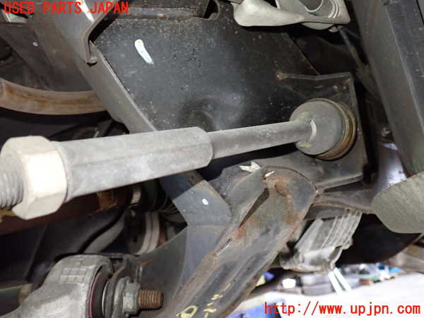 1UPJ-9237465227]ジャガー・XJ(J72RA)左リアロアアーム2 中古_3