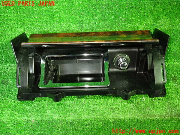1UPJ-9237467821]ジャガー・XJ(J72RA)灰皿1 中古_2