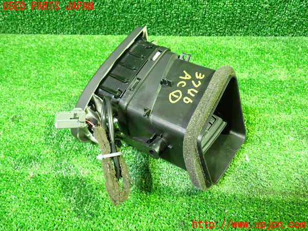 1UPJ-9237467526]ジャガー・XJ(J72RA)エアコン吹き出し口1 (右) 中古_2