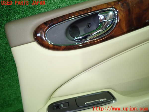 1UPJ-9237461294]ジャガー・XJ(J72RA)右後ドア内張り 中古_2