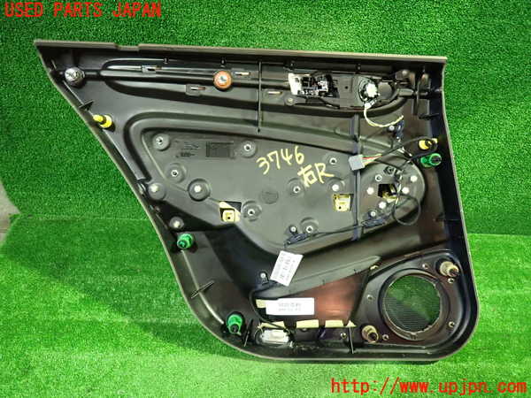 1UPJ-9237461294]ジャガー・XJ(J72RA)右後ドア内張り 中古_4