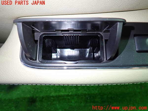 1UPJ-9237461324]ジャガー・XJ(J72RA)左後ドア内張り 中古_3