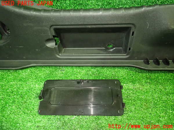 1UPJ-9237467773]ジャガー・XJ(J72RA)ラゲッジトレイ3 中古_3