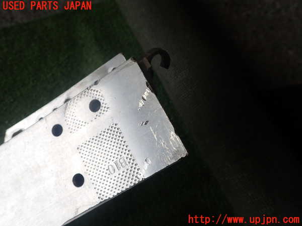 1UPJ-9237471014]ベンツ C220 d(205014)(W205)フロントバンパーホースメント 中古_2