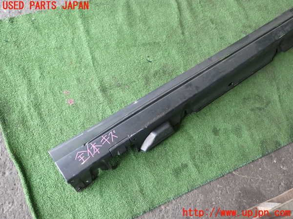 1UPJ-9237471390]ベンツ C220 d(205014)(W205)右サイドステップ 中古_2