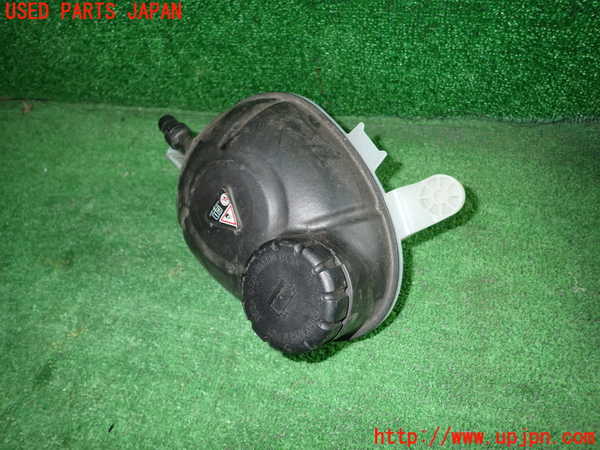 1UPJ-9237472410]ベンツ C220 d(205014)(W205)ラジエータータンク 中古_2