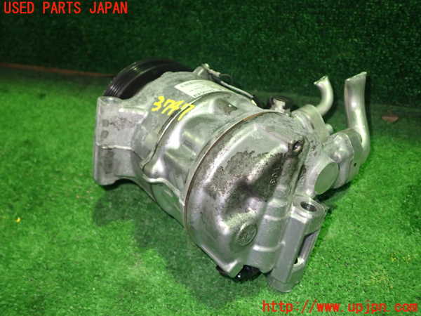 1UPJ-9237476025]ベンツ C220 d(205014)(W205)エアコンコンプレッサー 中古_4