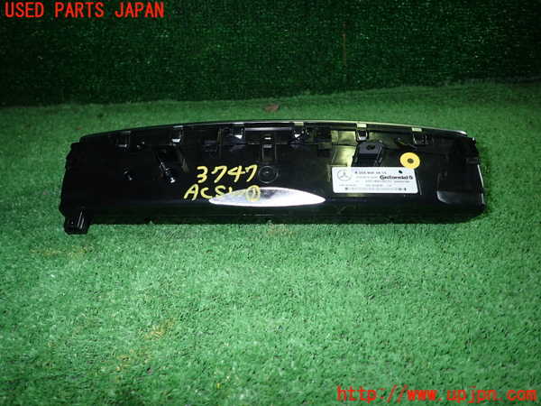 1UPJ-9237476066]ベンツ C220 d(205014)(W205)エアコンスイッチ1 中古_3
