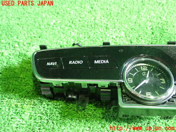 1UPJ-9237476307]ベンツ C220 d(205014)(W205)スイッチ2 (オーディオコントロール、ハザード) 中古_3