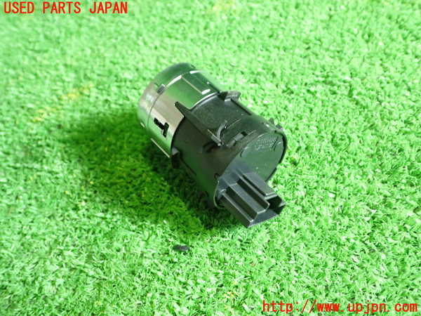 1UPJ-9237476310]ベンツ C220 d(205014)(W205)スイッチ5 (エンジン) 中古_3