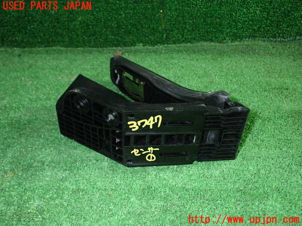 1UPJ-9237476381]ベンツ C220 d(205014)(W205)センサー1 中古_3