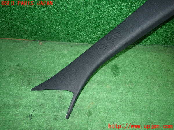 1UPJ-9237477655]ベンツ C220 d(205014)(W205)右フロントピラートリム 中古_3