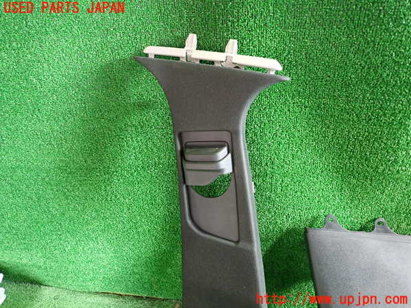 1UPJ-9237477670]ベンツ C220 d(205014)(W205)左センターピラートリム 中古_2