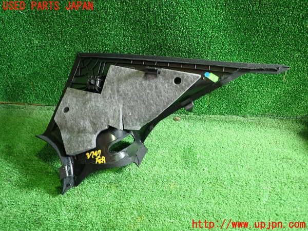 1UPJ-9237477680]ベンツ C220 d(205014)(W205)左リアピラートリム 中古_2