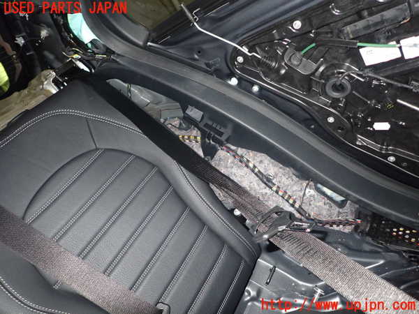 1UPJ-9237477185]ベンツ C220 d(205014)(W205)左2列目シートベルト 中古_3
