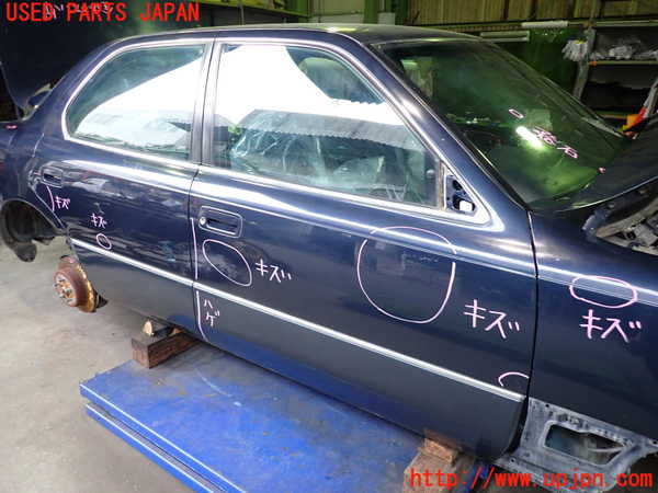 2UPJ-9237481230]セルシオ(UCF11)右前ドア (M2H5) 中古_1