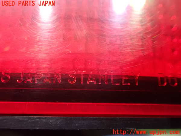 2UPJ-9237481536]セルシオ(UCF11)左テールランプ 中古_3