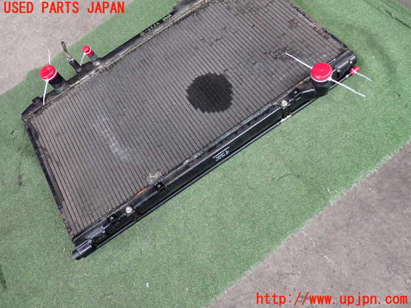 2UPJ-9237482321]セルシオ(UCF11)ラジエーター1 (ジャンク品) 中古_2