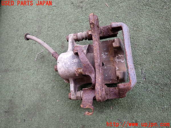 2UPJ-9237484090]セルシオ(UCF11)右リアキャリパー (ジャンク品) 中古_2