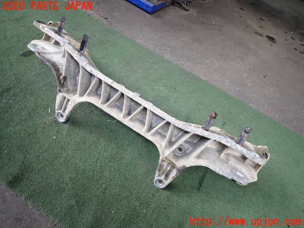 2UPJ-9237485285]セルシオ(UCF11)フロントメンバー 中古_2