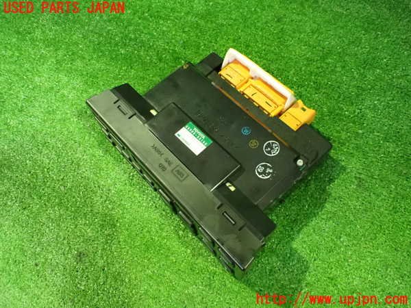 2UPJ-9237486066]セルシオ(UCF11)エアコンスイッチ1 中古_2