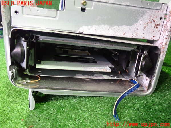 2UPJ-9237486505]セルシオ(UCF11)CDチェンジャー (ジャンク品) 中古_2