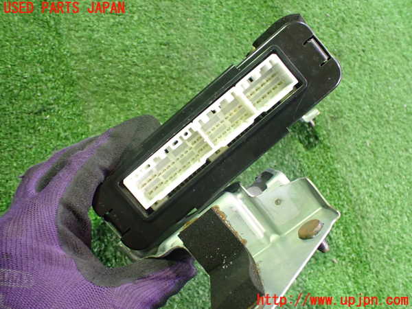 2UPJ-9237486120]セルシオ(UCF11)サスペンションコンピューター 中古_5
